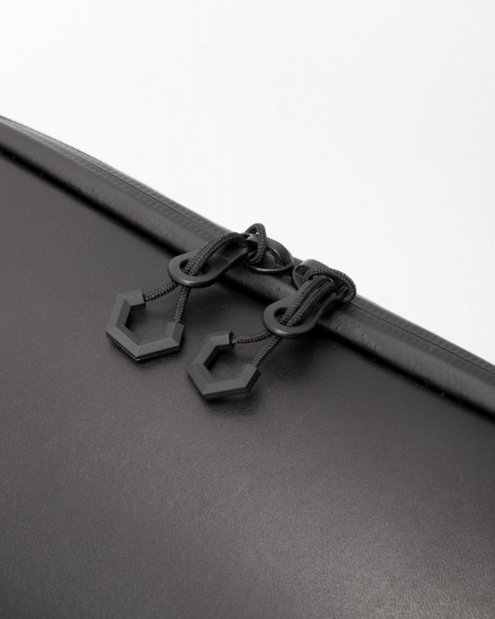 beruf baggage防水レザー スリングパック【URBAN EXPLORER 6.0】05l