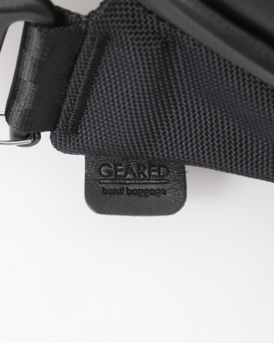 beruf baggage防水レザー スリングパック【URBAN EXPLORER 6.0】09l