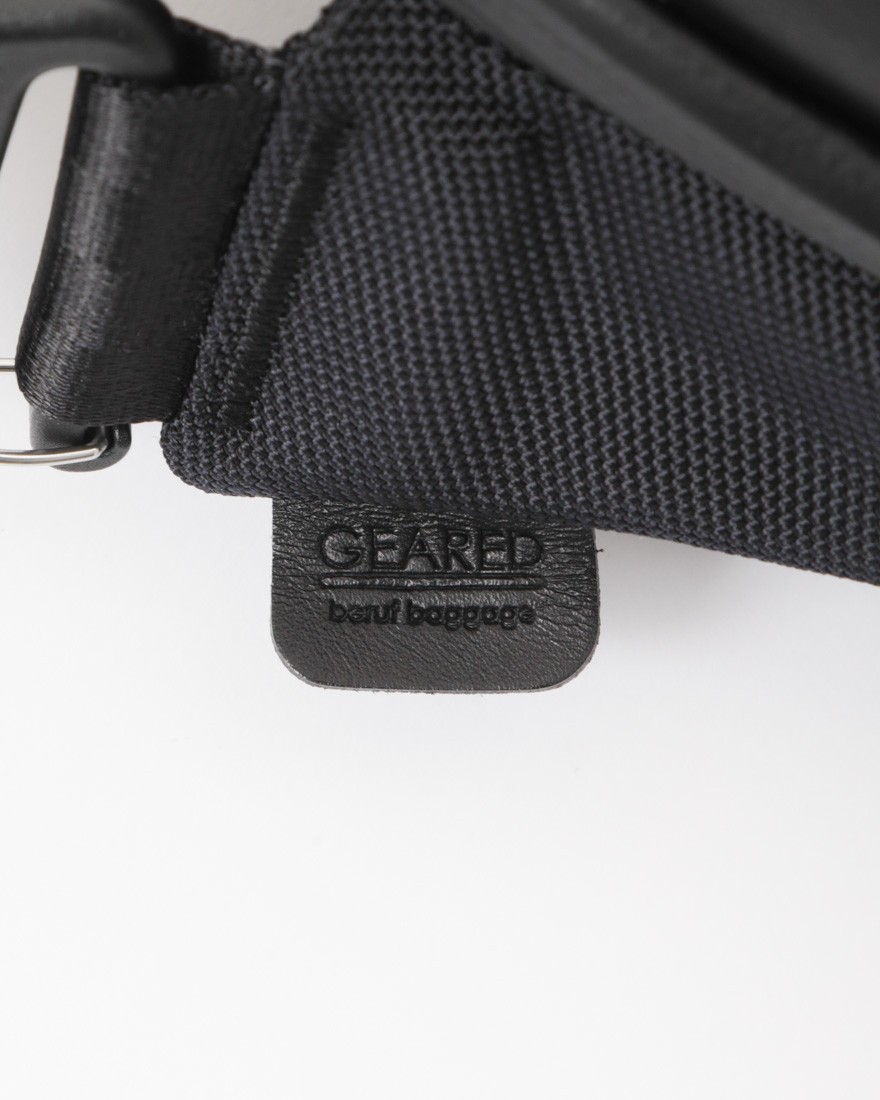 beruf baggage防水レザー スリングパック【URBAN EXPLORER 6.0】09l