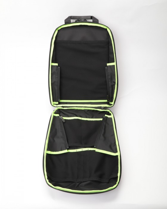beruf baggage防水レザー スクウェア デイパック【URBAN EXPLORER NARROW 17L】25l