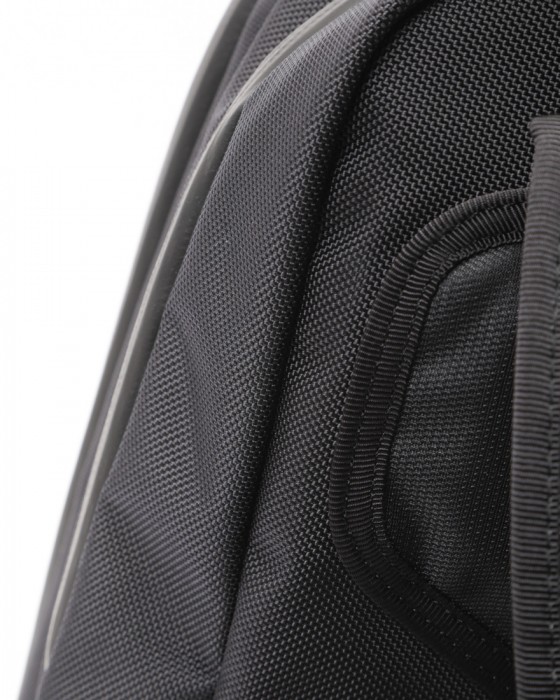 beruf baggage防水レザー スクウェア デイパック【URBAN EXPLORER NARROW 17L】28l