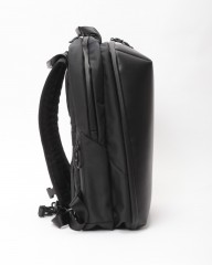 beruf baggage防水レザー スクウェア デイパック【URBAN EXPLORER NARROW 17L】mb_05l