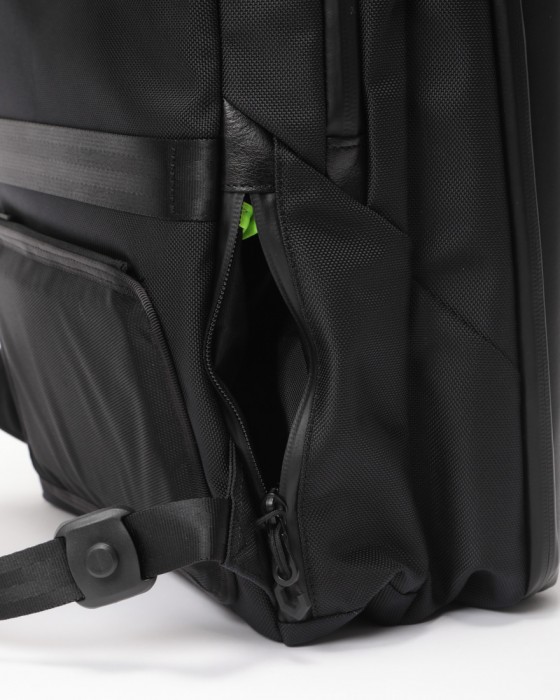 beruf baggage防水レザー スクウェア デイパック【URBAN EXPLORER PRO 24L】09l