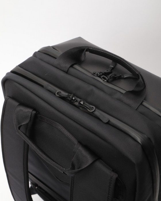 beruf baggage防水レザー スクウェア デイパック【URBAN EXPLORER PRO 24L】11l