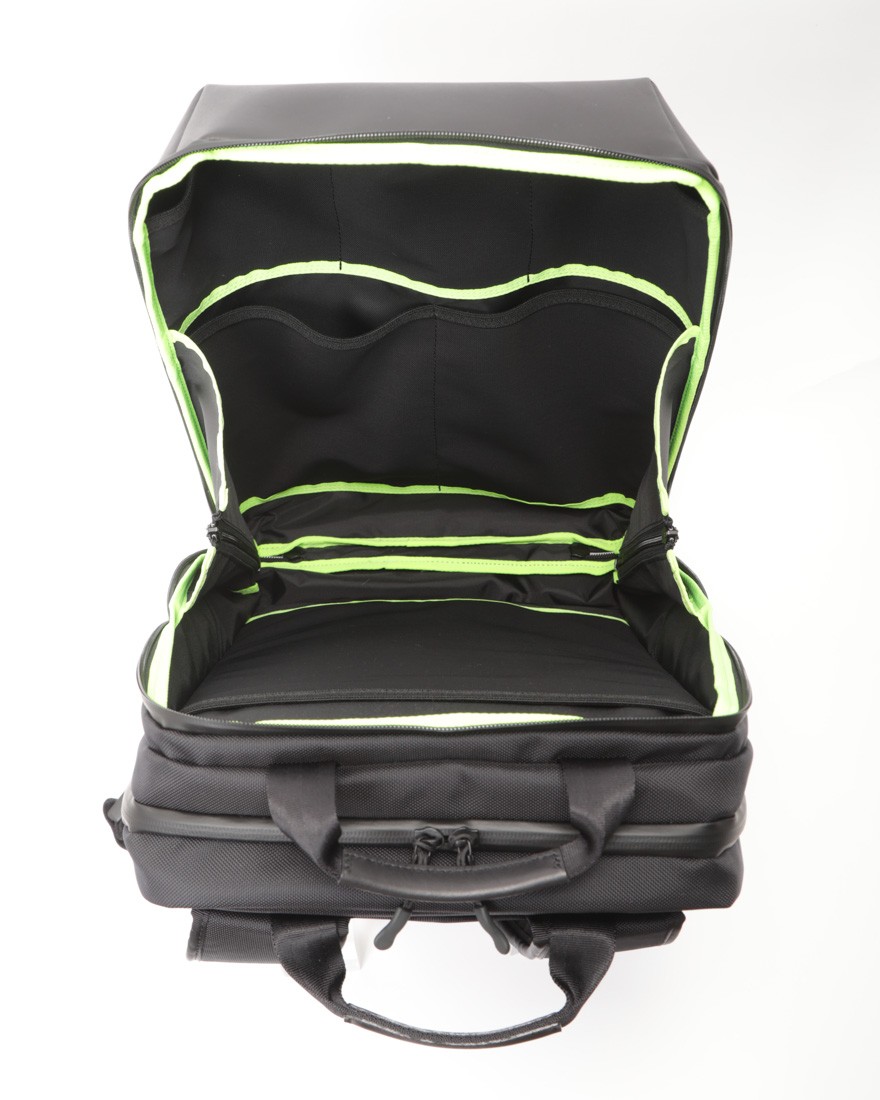 beruf baggage防水レザー スクウェア デイパック【URBAN EXPLORER PRO 24L】16l