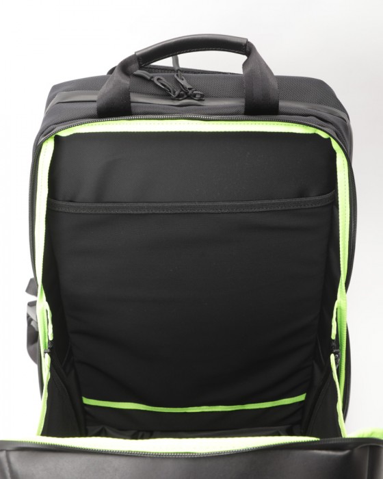 beruf baggage防水レザー スクウェア デイパック【URBAN EXPLORER PRO 24L】18l