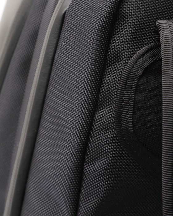 beruf baggage防水レザー スクウェア デイパック【URBAN EXPLORER PRO 24L】27l