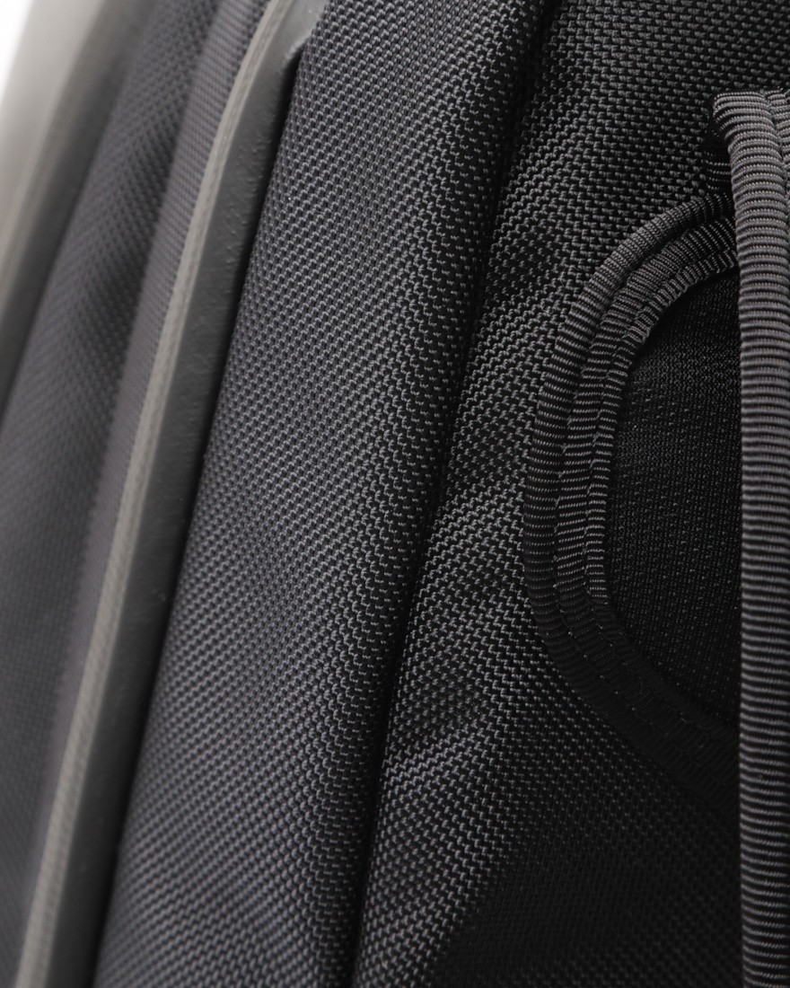 beruf baggage防水レザー スクウェア デイパック【URBAN EXPLORER PRO 24L】27l