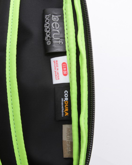 berufスリングバッグ【URBAN EXPLORER 6.0】16l