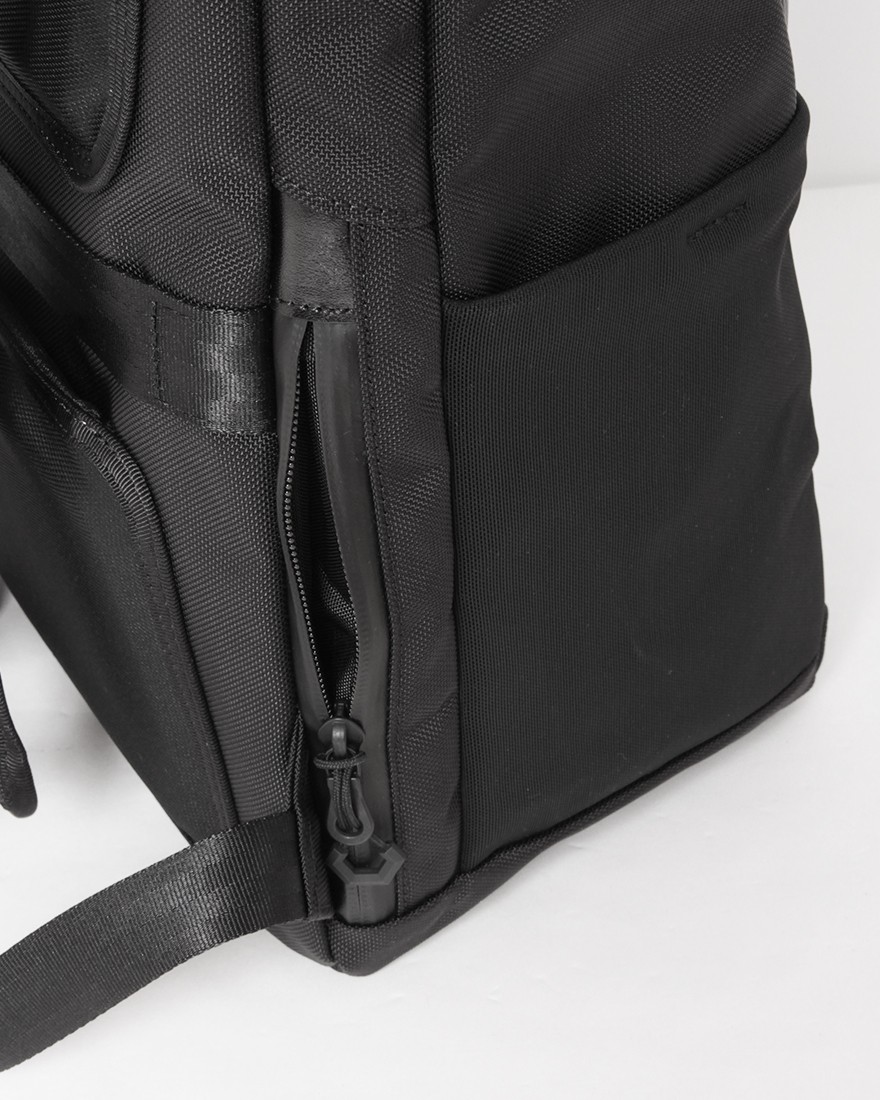 berufバックパック【URBAN COMMUTER BACKPACK 3 HA】12l