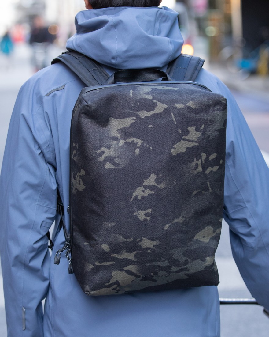 berufスクウェアトラベルデイパック【URBAN EXPLORER 16】26l