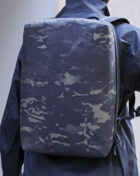 berufスクウェアトラベルデイパック【URBAN EXPLORER 20】26l