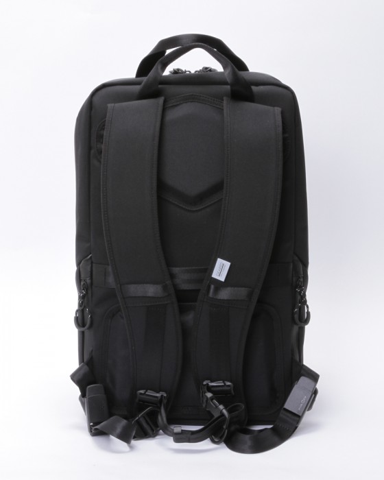berufスクウェアトラベルデイパック【URBAN EXPLORER PRO 24L】02l