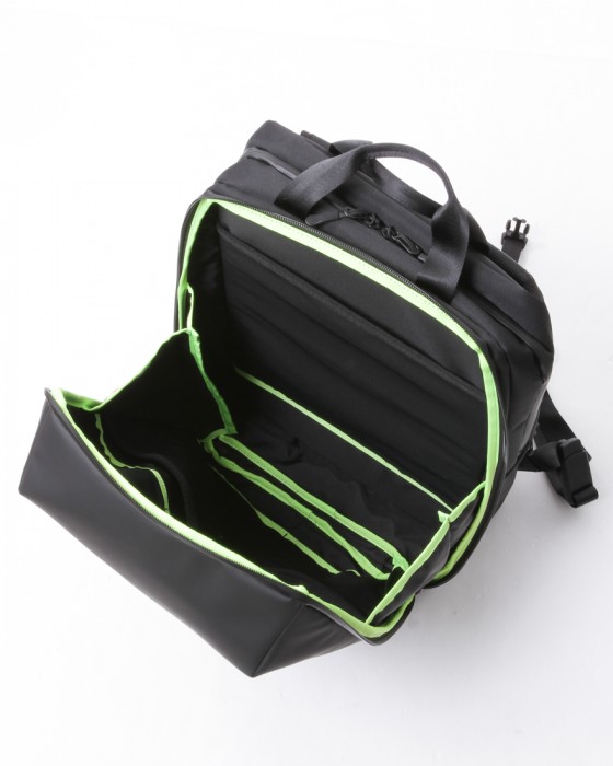 berufスクウェアトラベルデイパック【URBAN EXPLORER PRO 24L】16l