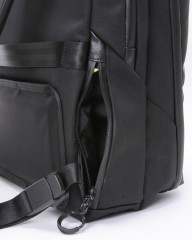 berufスクウェアトラベルデイパック【URBAN EXPLORER PRO 24L】mb_11l