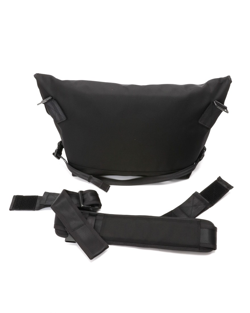 beruf baggageメッセンジャーバッグ M【HOBO 16 MESSENGER BAG MEDIUM/TOKYO LANDMARKS（建物）】16l