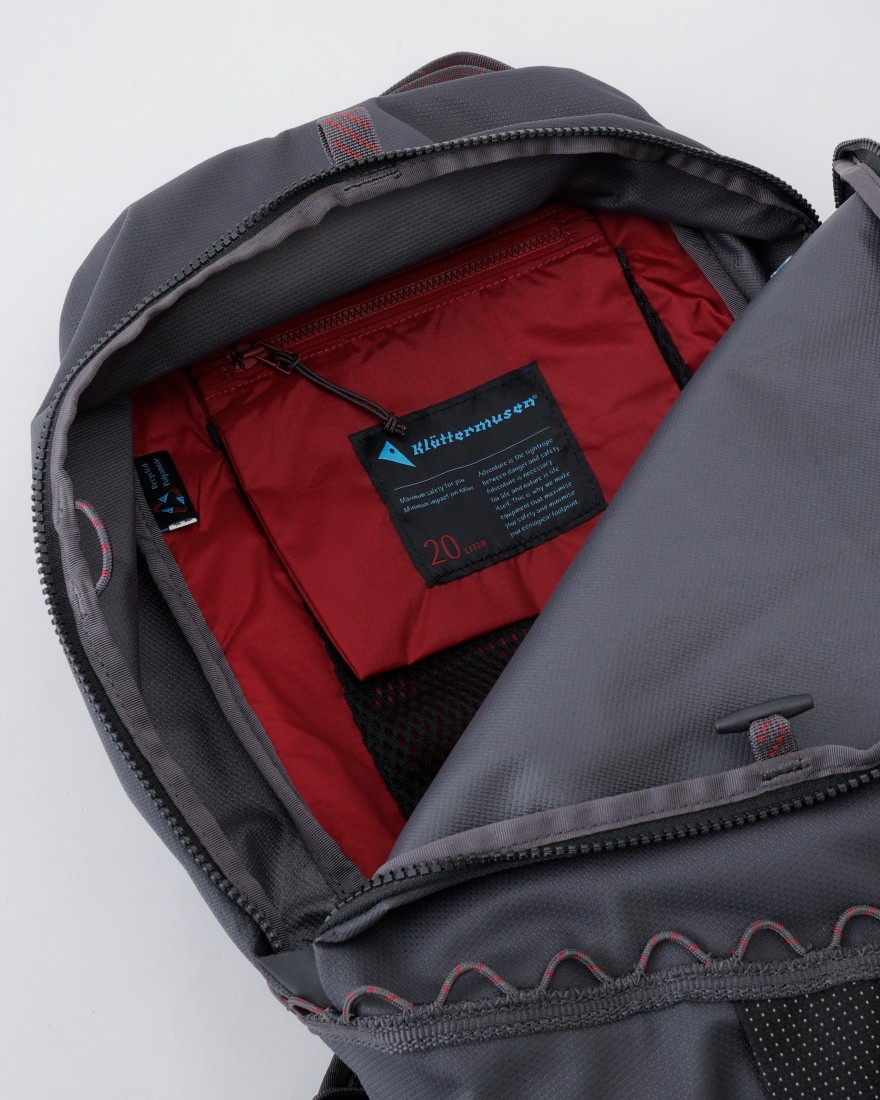 バックパック Bure Backpack l Klattermusen クレッタルムーセン Tokyolife バックパック Bure Backpack l Klattermusen クレッタルムーセン Tokyolife