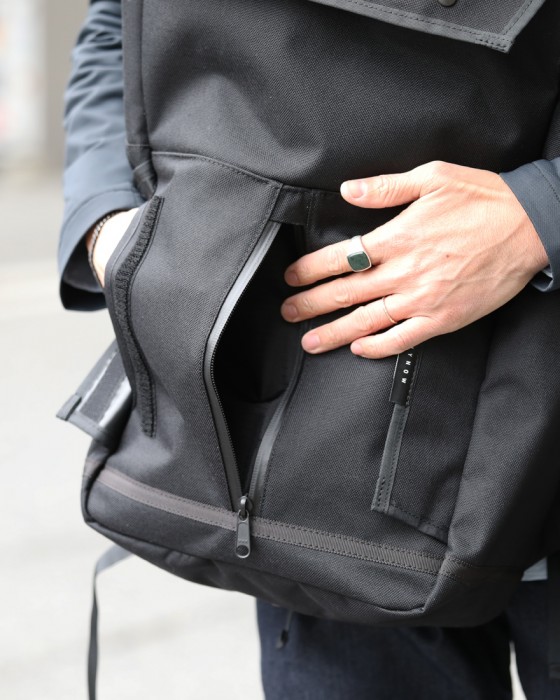 HYNOWバックパック【CROW】25l