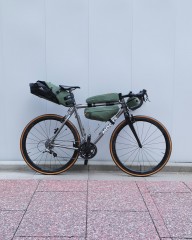 cafe du cyclists（カフェドシクリステ) バッグセット 自転車用バッグと荷物 – Café du Cycliste | JP