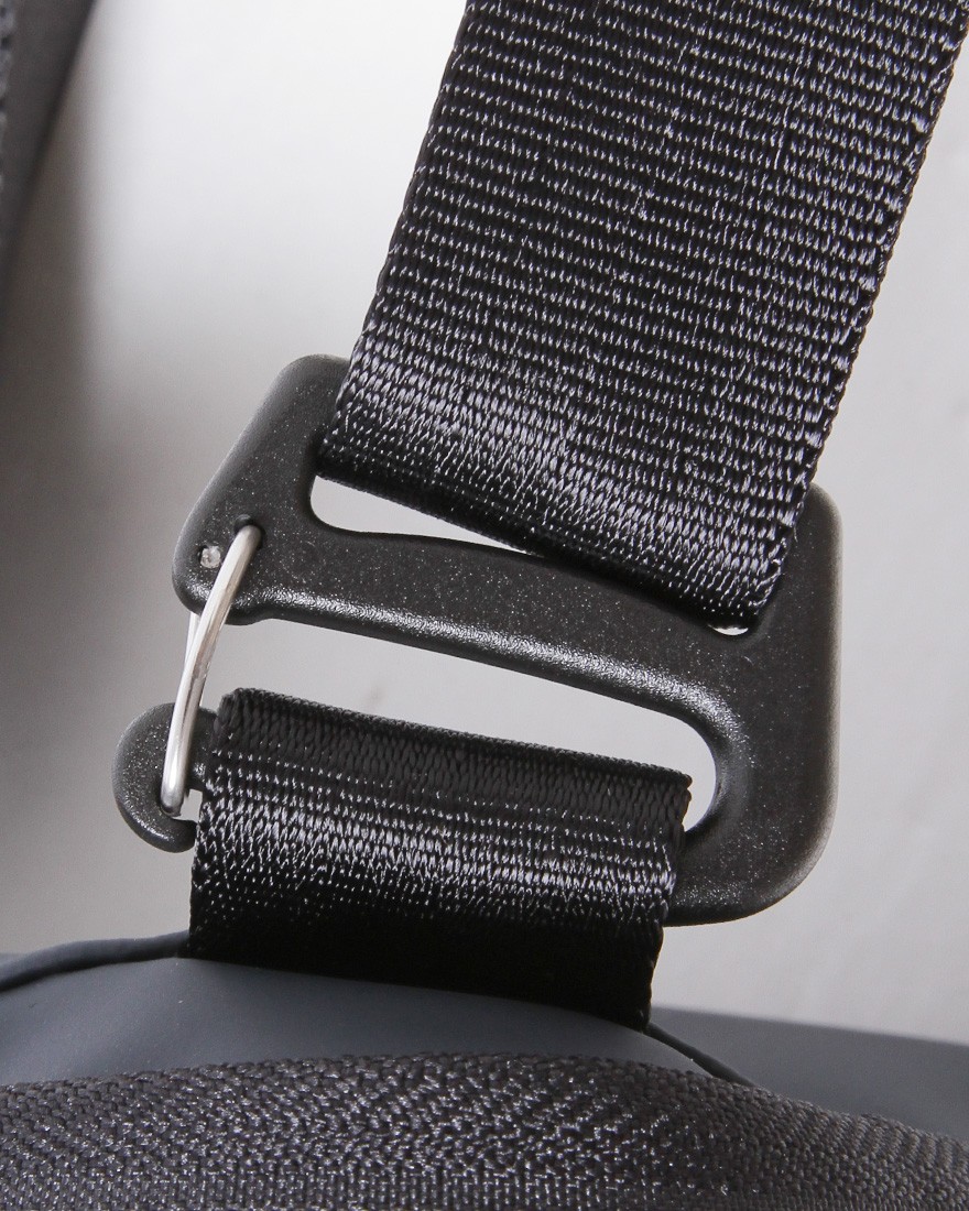 berufウォレットポーチ【URBAN EXPLORER MINI DR 2.0】05l