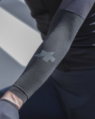 ASSOSアームウォーマー【Spring Fall Arm Warmers】mb_12l