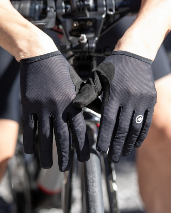 ASSOSロングフィンガーグローブ【RS Long Fingered Gloves TARGA】17l