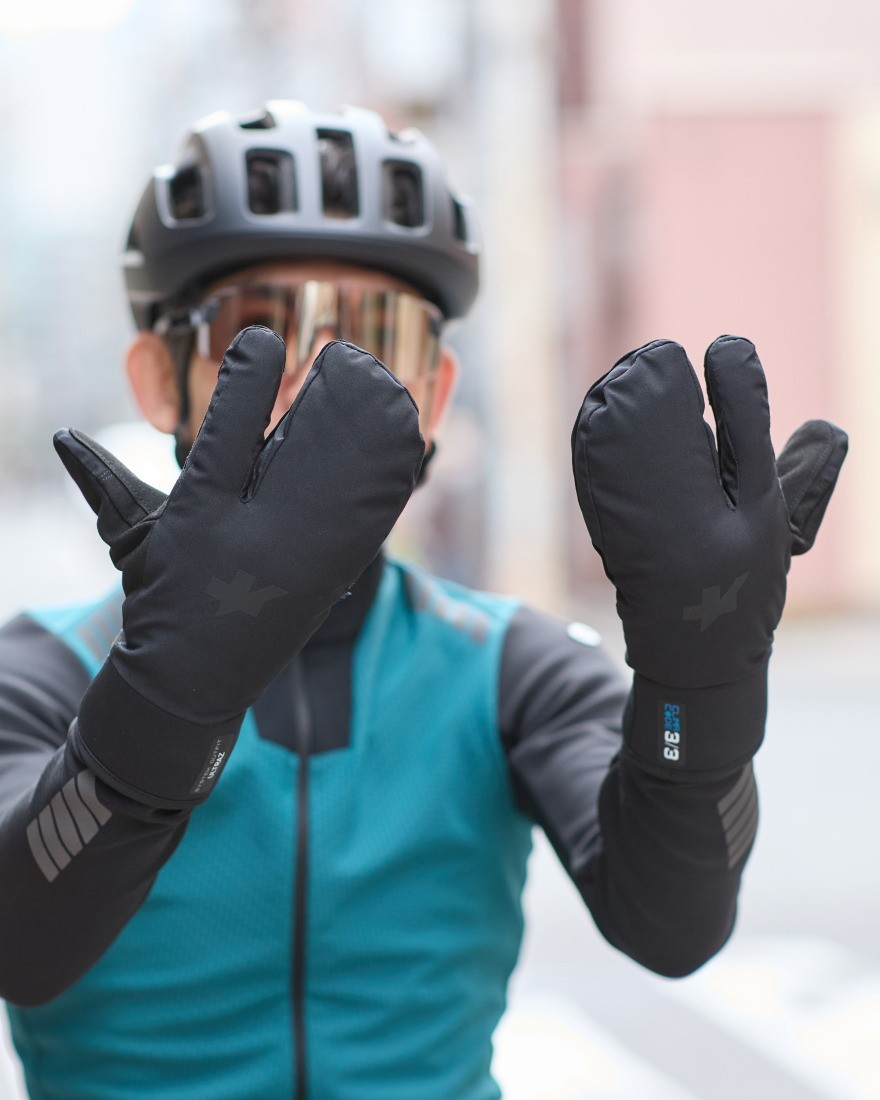 ディープウィンター グローブ【ULTRAZ WINTER GLOVES P1】｜ASSOS