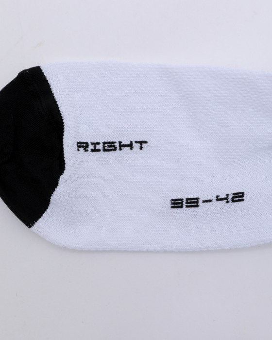 ASSOSライトウェイトソックス【ASSOSOIRES RS Socks Superléger】07l