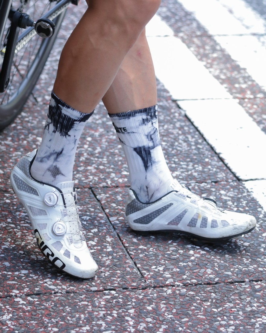 Cafe du Cyclisteタイダイソックス【Socks Tie Dye】11l