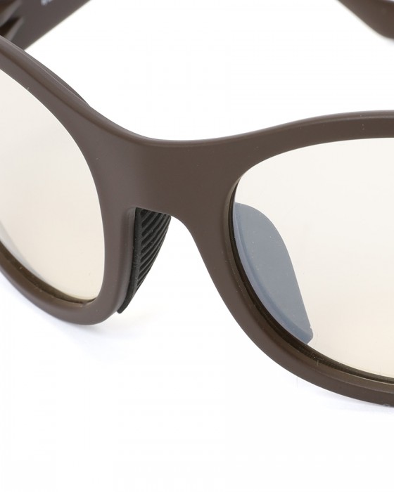 ALBA OPTICSアヌマ‘99 調光シルバーミラーレンズ サングラス【ANVMA ‘99 VZUM F-LENS RKT】09l