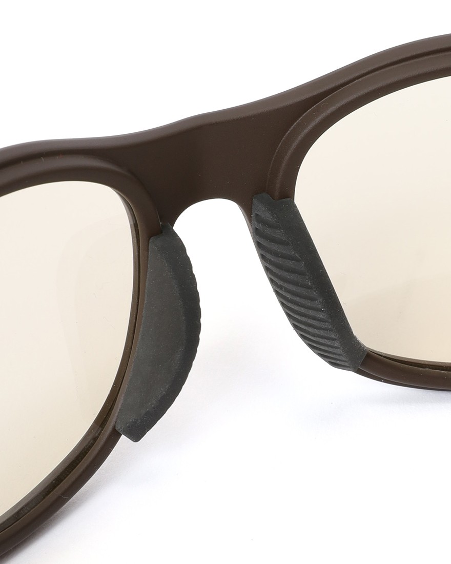 ALBA OPTICSアヌマ‘99 調光シルバーミラーレンズ サングラス【ANVMA ‘99 VZUM F-LENS RKT】10l