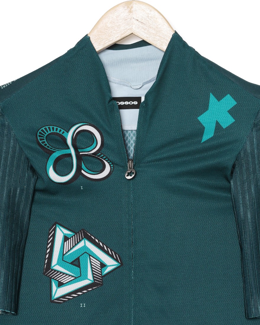 ASSOS＜限定＞ショートスリーブジャージ【EQUIPE RS JERSEY S11 × SAFA BRIAN】08l