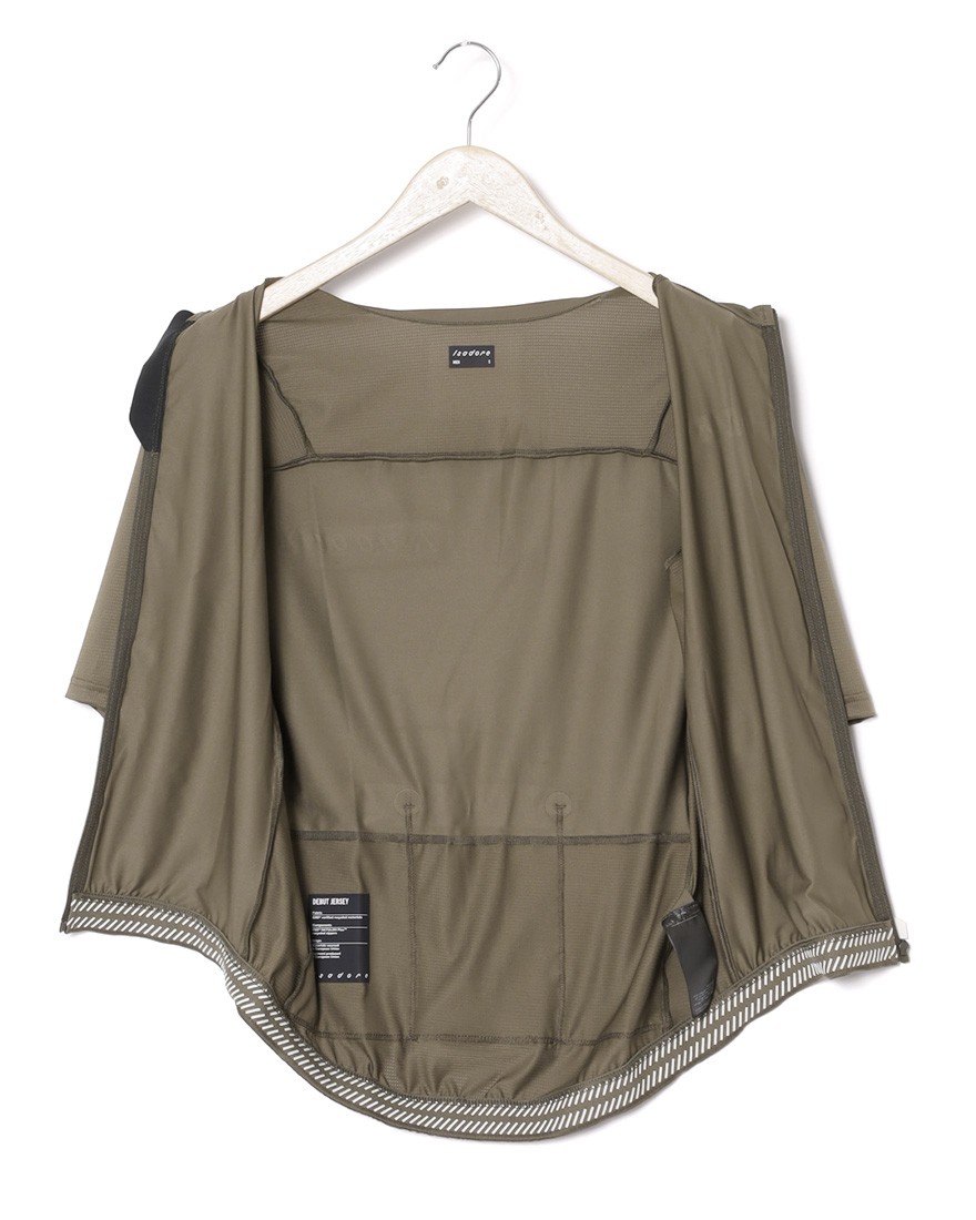 軽量ウインドジレ【Alternative Wind Gilet】｜Isadore
