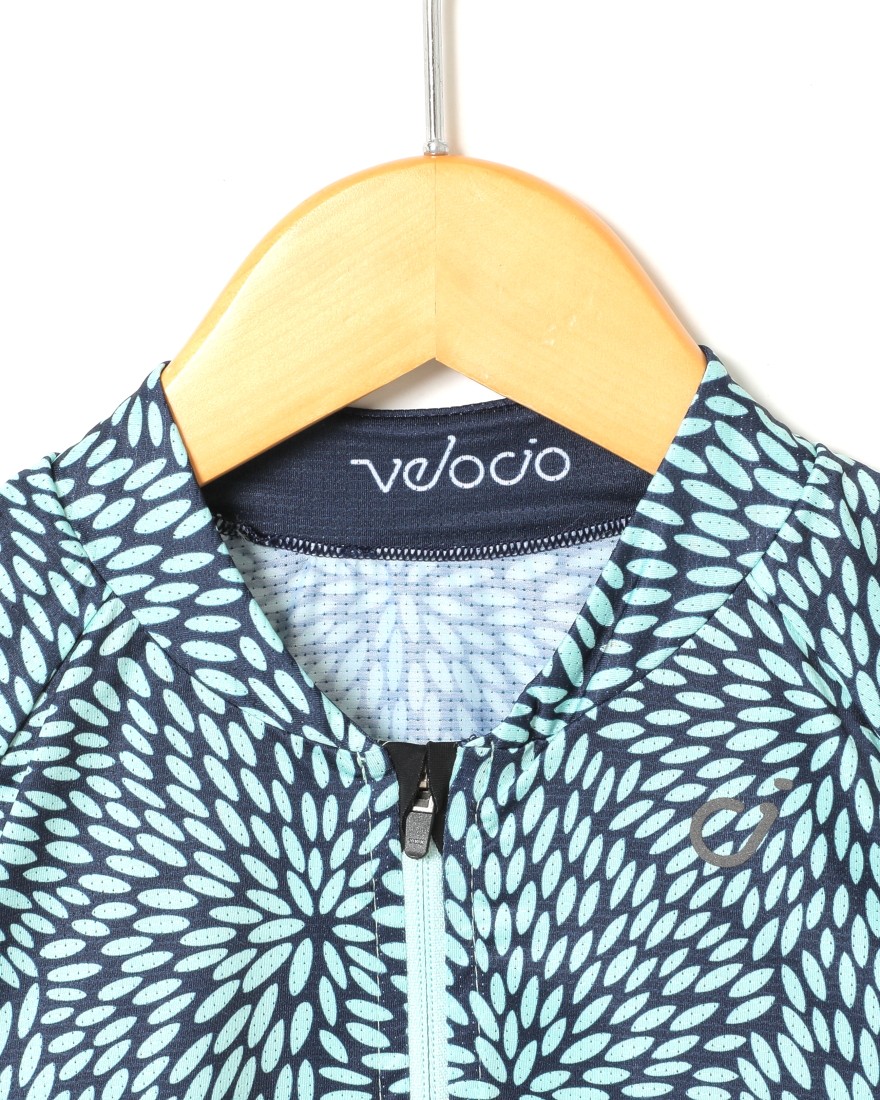 Velocioレディースショートスリーブジャージ【Women's Flora Ultralight Jersey】01l