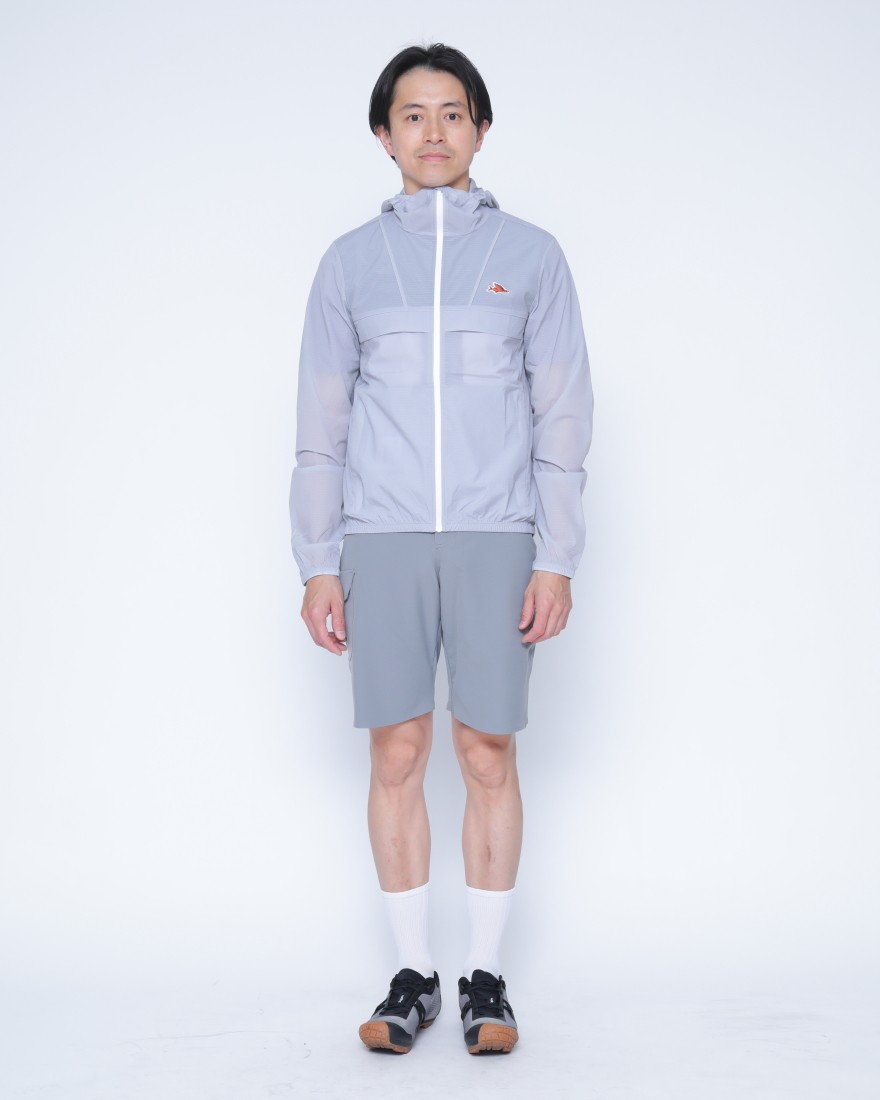 フード付きウィンドジャケット【Ilona】｜Cafe du Cycliste（カフェドシクリステ）｜TOKYOlife