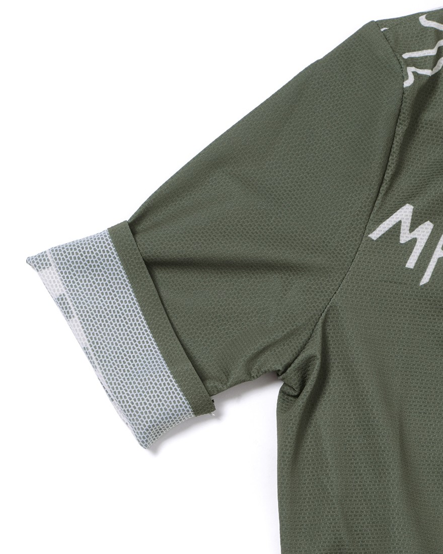 Cafe du Cyclisteショートスリーブジャージ【Col Jersey SA CALOBRA】17l
