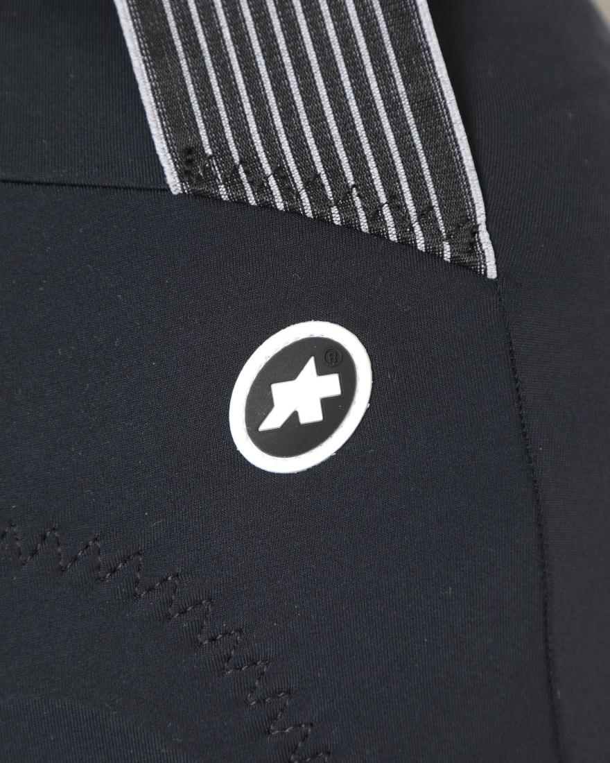 ASSOSレディースビブショーツ【DYORA RS Bib Shorts S9】08l