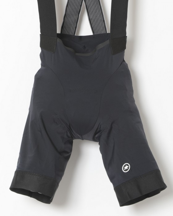 ASSOSレディースビブショーツ【DYORA RS Bib Shorts S9】14l