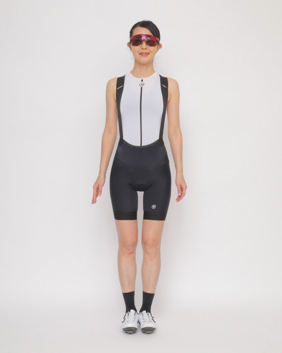 ASSOSレディースビブショーツ【DYORA RS Bib Shorts S9】21l