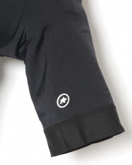 ASSOSレディースビブショーツ【DYORA RS Bib Shorts S9】mb_06l