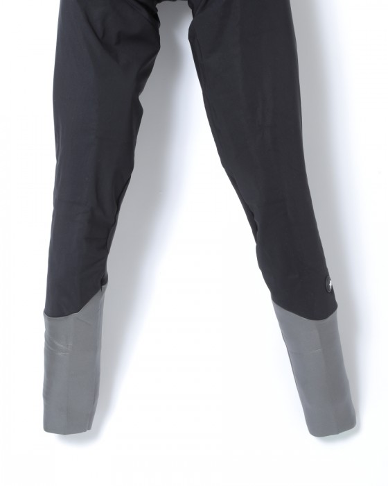 ASSOSレディースウィンタータイツ【DYORA RS Winter Bib Tights S9】03l