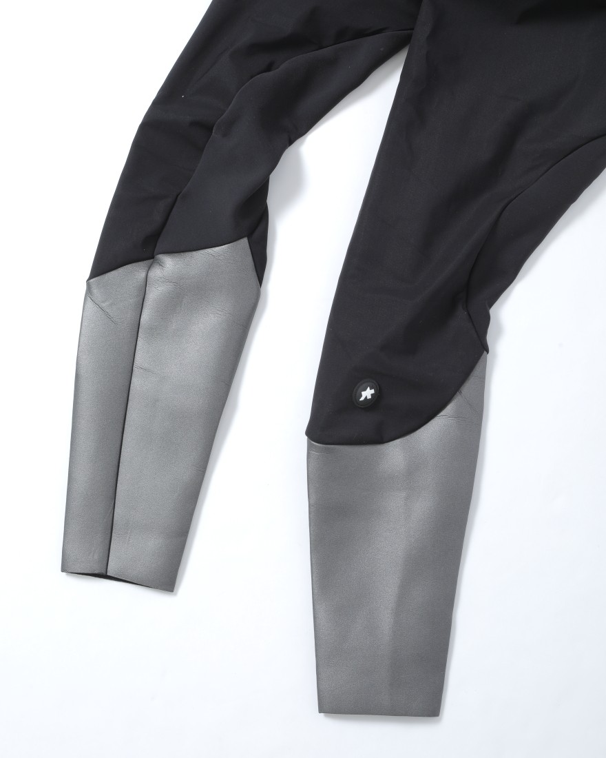 ASSOSレディースウィンタータイツ【DYORA RS Winter Bib Tights S9】21l