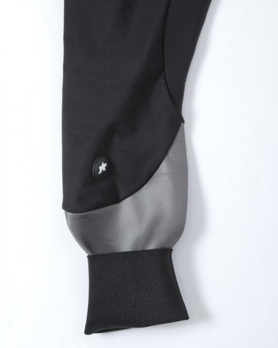 ASSOSレディースウィンタータイツ【DYORA RS Winter Bib Tights S9】23l