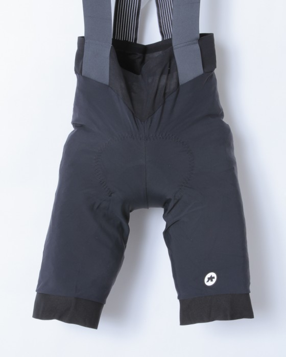 ASSOSレディースビブショーツ【UMA GT Bib Shorts C2】02l