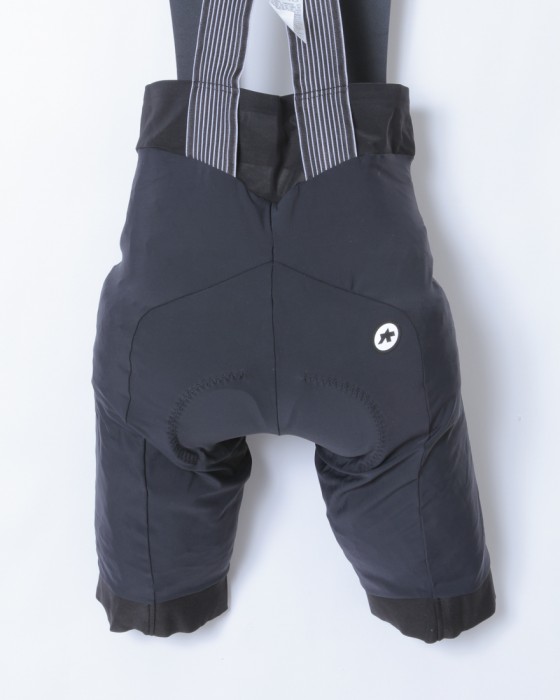ASSOSレディースビブショーツ【UMA GT Bib Shorts C2】08l