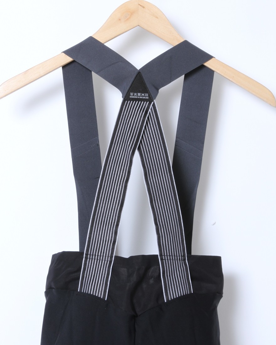 ASSOSレディースウィンタービブタイツ【UMA GT Winter Bib Tights C2】08l