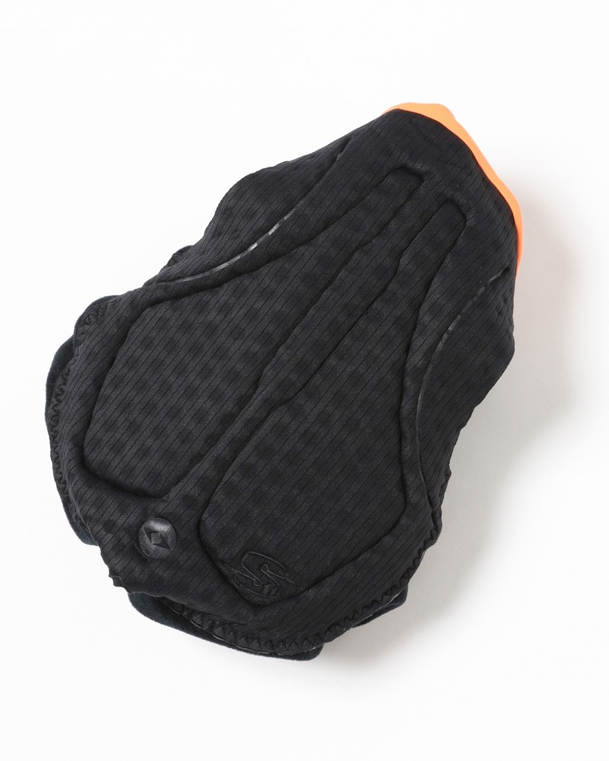 ASSOSウィンタービブタイツ【MILLE GT HASHOOGI WINTER BIB TIGHTS S11】17l