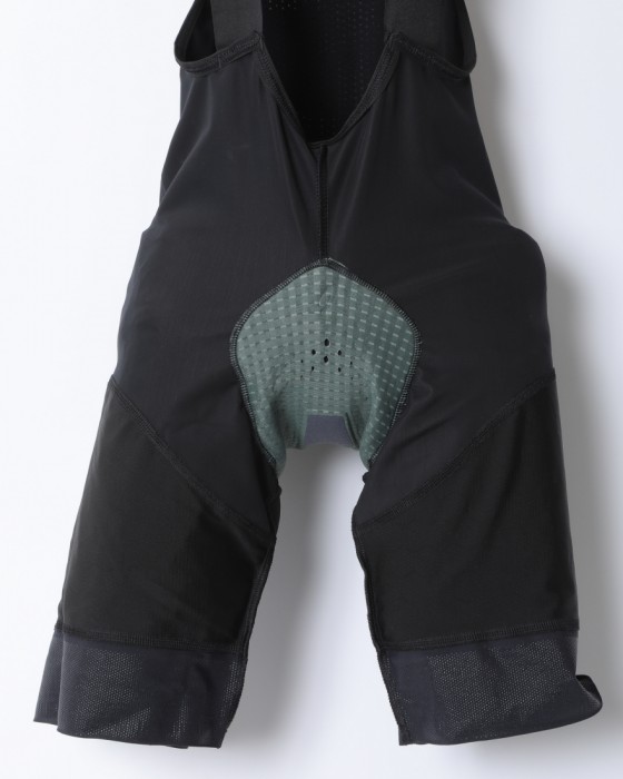 Isadoreレディースグラベルビブショーツ【Women's Gravel Bib Shorts】11l