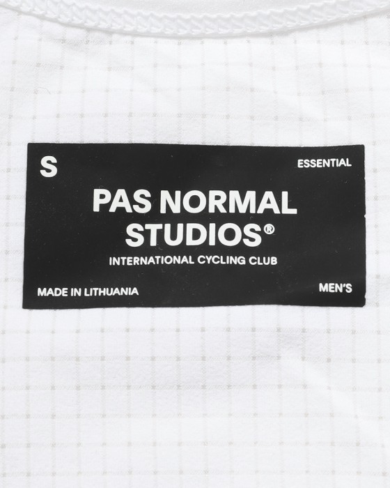 PAS NORMAL STUDIOSカーゴ ビブショーツ【Essential Light Cargo Bibs】16l