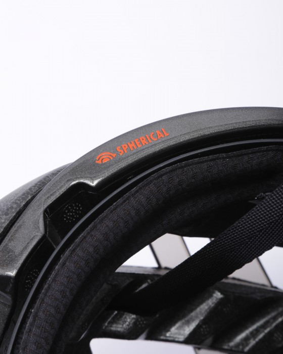 GIROヘルメット【ARIES SPHERICAL AF】14l